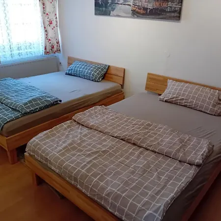 Haus In Den Bergen! Oesterreichs Dorfperle Apartment Bad Bleiberg